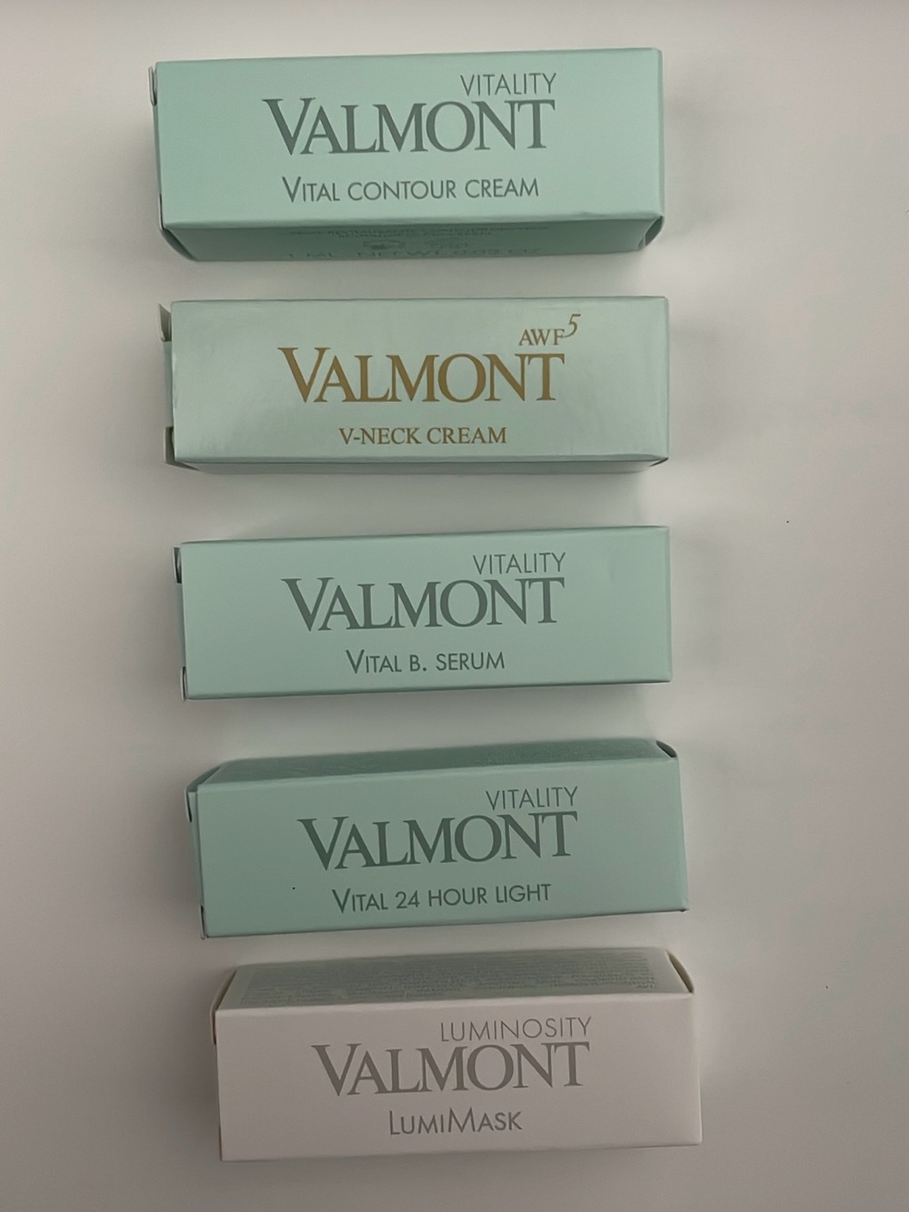 5 Valmont Skincare Samples - New in Box